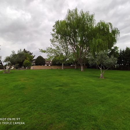 Villa Blanca Con Piscina A 15 Minutos De Toledo - Apartamentos Aloha Toledo Olías del Rey Kültér fotó